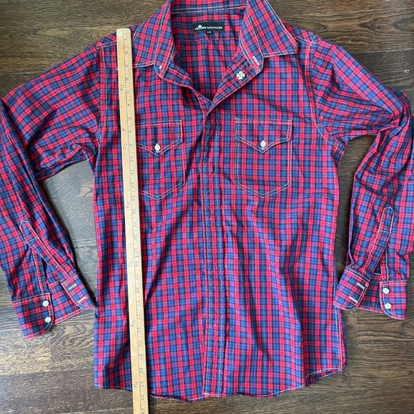 Men's Moose Knuckles Red Plaid Shirt with Snap Closures-Size Medium - Picture 8 of 8